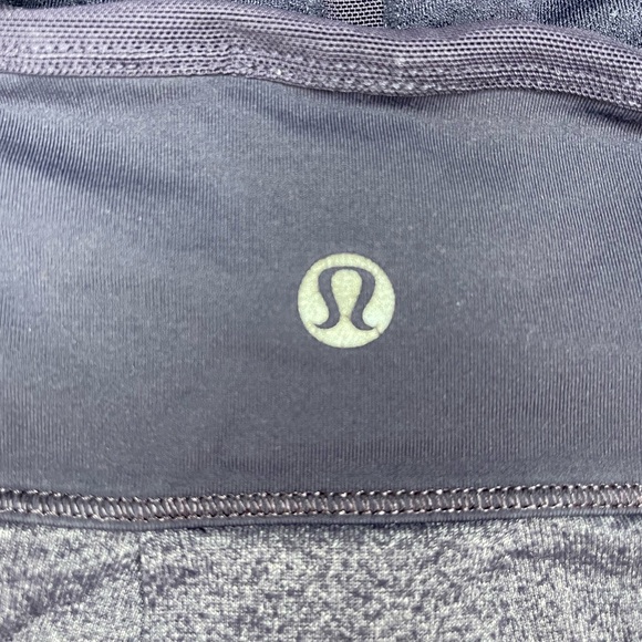 Lululemon Athletica Tank Top, Size 8 - Picture 4 of 4
